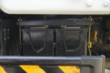 ���� ����M3 130���� 4X2 �泵��(����)ͼƬ