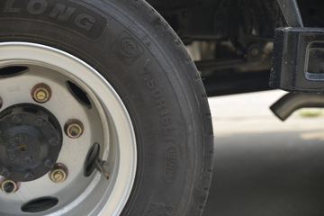 ���� ����M3 130���� 4X2 �泵��(����)ͼƬ