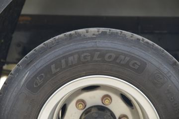 ���� ����M3 130���� 4X2 �泵��(����)ͼƬ