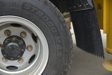 ���� ����M3 130���� 4X2 �泵��(����)ͼƬ