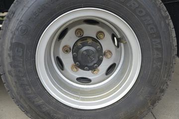 ���� ����M3 130���� 4X2 �泵��(����)ͼƬ