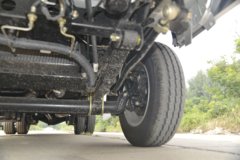 凯马 锐菱 91马力 汽油 4X2 自装卸式垃圾车(国六)(旺龙威牌)(WLW5031ZZZK)