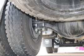 瑞沃ES3&nbsp;自卸车底盘                                                图片