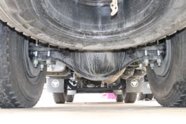 瑞沃ES3&nbsp;自卸车底盘                                                图片