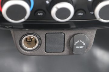 �������� С��բ� 88���� 4X2 3.6����ж��(BJ3040D8JBA-AA)ͼƬ