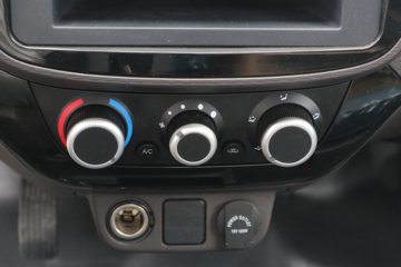 �������� С��բ� 88���� 4X2 3.6����ж��(BJ3040D8JBA-AA)ͼƬ