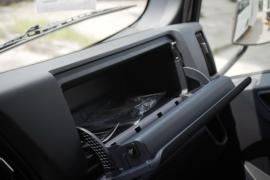 五十铃翼放ES&nbsp;载货车驾驶室                                               图片