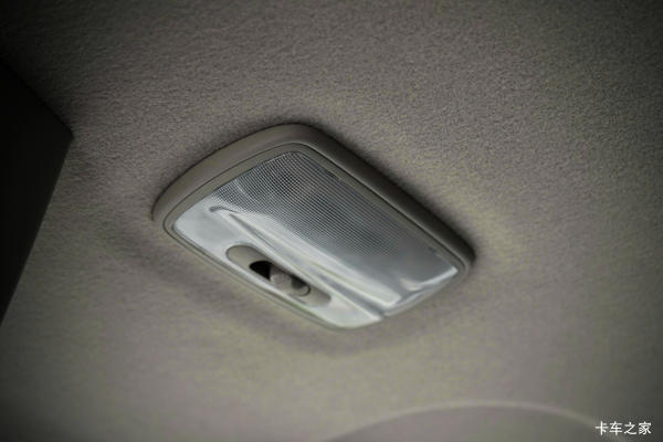 翼放ES载货车哈尔滨市火热促销中 让利高达0.3万