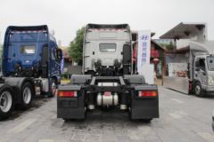 现代商用车 创虎XCIENT重卡 520马力 6X4 AMT自动挡牵引车(采埃孚)(CHM4251KPQ49V)