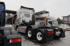 现代商用车 创虎XCIENT重卡 520马力 6X4 AMT自动挡牵引车(采埃孚)(CHM4251KPQ49V)