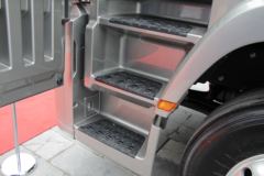 现代商用车 创虎XCIENT重卡 520马力 6X4 AMT自动挡牵引车(采埃孚)(CHM4251KPQ49V)