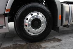 现代商用车 创虎XCIENT重卡 520马力 6X4 AMT自动挡牵引车(采埃孚)(CHM4251KPQ49V)