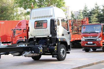 ����ʱ�� ES7 220���� 4X2 9.8����ʽ�ػ���(BJ5184XXYKPFN-05)ͼƬ