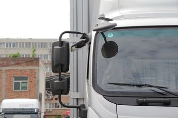 ���� ŷ��Rϵ 210���� 9.78����ʽ�ػ���(���7300)ͼƬ