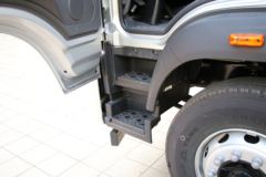 福田时代 ES7 220马力 4X2 9.8米厢式载货车(BJ5184XXYKPFN-05) 福田时代 ES7 220马力 4X2 9.8米厢式载货车(BJ5184XXYKPFN-05)