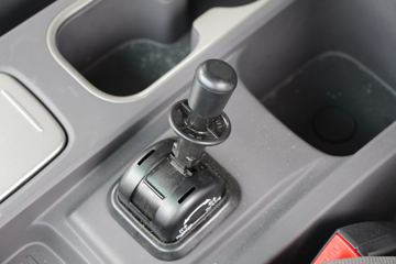 ���� ŷ��Rϵ 210���� 9.78����ʽ�ػ���(���7300)ͼƬ