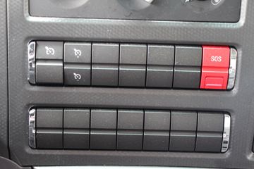 ���� ŷ��Rϵ 210���� 9.78����ʽ�ػ���(���7300)ͼƬ