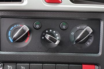 ���� ŷ��Rϵ 210���� 9.78����ʽ�ػ���(���7300)ͼƬ