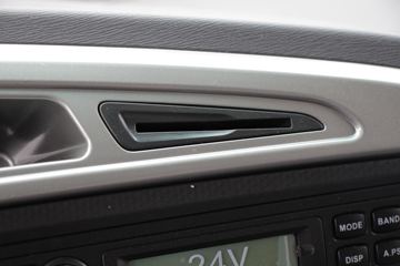 ���� ŷ��Rϵ 210���� 9.78����ʽ�ػ���(���7300)ͼƬ