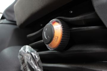 ���� ŷ��Rϵ 210���� 9.78����ʽ�ػ���(���7300)ͼƬ