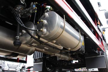 ���� ŷ��Rϵ 210���� 9.78����ʽ�ػ���(���7300)ͼƬ