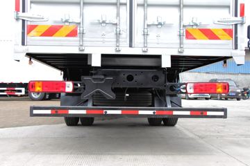 ���� ŷ��Rϵ 210���� 9.78����ʽ�ػ���(���7300)ͼƬ