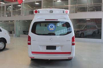 奔驰底盘&nbsp;救护车外观图片