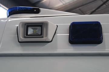 ���� ��ȫ˳V362 121���� 4X2 �Ȼ���(��������)(CLW5038XJHJ5)ͼƬ