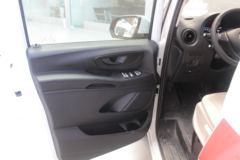 奔驰 210马力 4X2 救护车(程力威牌)(CLW5031XJH5)