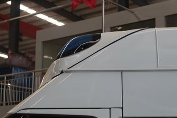 ���� ��ȫ˳V362 121���� 4X2 �Ȼ���(��������)(CLW5038XJHJ5)ͼƬ