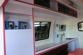 奔驰底盘&nbsp;救护车货厢图片