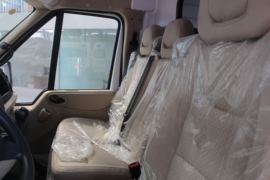 江铃底盘&nbsp;救护车内饰图片