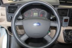 江铃 新全顺V362 121马力 4X2 救护车(程力威牌)(CLW5038XJHJ5)