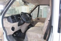 江铃 新全顺V362 121马力 4X2 救护车(程力威牌)(CLW5038XJHJ5)