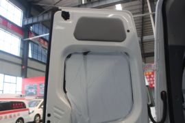 图雅诺&nbsp;救护车货厢图片