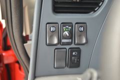 凯马 方鼎 163马力 6.21米排半栏板载货车(国六)