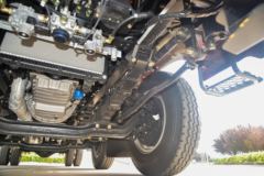 凯马 方鼎 163马力 6.21米排半栏板载货车(国六)