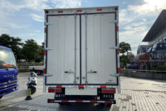 唐骏欧铃 T3系列 143马力 4.15米单排厢式轻卡(ZB5040XXYJDD6V) 唐骏欧铃 T3系列 143马力 4.15米单排厢式轻卡(ZB5040XXYJDD6V)