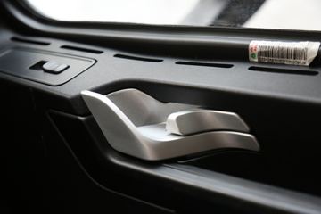 �й����� �ƺ� X7�ؿ� 490���� 6X4 AMT�Զ���ǣ����(����)ͼƬ