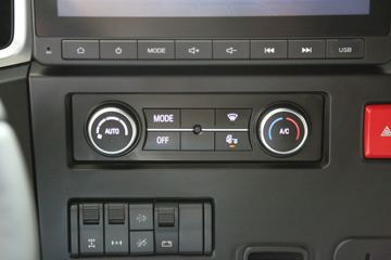 �й����� �ƺ� X7�ؿ� 490���� 6X4 AMT�Զ���ǣ����(����)ͼƬ