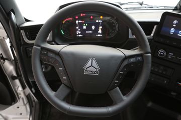 �й����� �ƺ� X7�ؿ� 490���� 6X4 AMT�Զ���ǣ����(����)ͼƬ