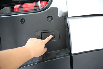 �й����� �ƺ� X7�ؿ� 490���� 6X4 AMT�Զ���ǣ����(����)ͼƬ