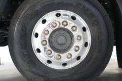 中国重汽 黄河 X7重卡 490马力 6X4 AMT自动挡牵引车(国六)