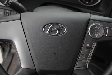 盛图&nbsp;随车吊驾驶室图片