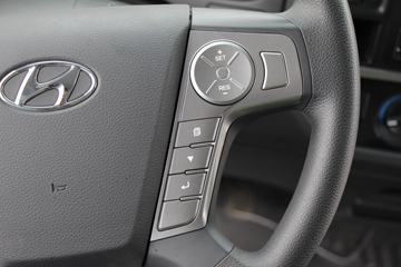 盛图&nbsp;随车吊驾驶室图片