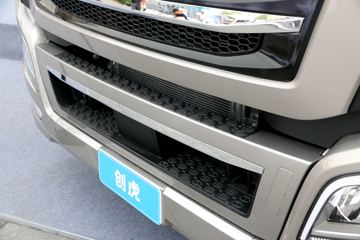 �ִ����ó� ����XCIENT�ؿ� 520���� 6X4�Զ���ǣ����(ZF AMT����һ��)ͼƬ