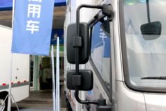 现代商用车 盛图城配版 116马力 4X2 4.12米单排厢式轻卡(CHM5045XXYGDC33V)