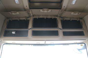 �ִ����ó� ����XCIENT�ؿ� 520���� 6X4�Զ���ǣ����(ZF AMT����һ��)ͼƬ