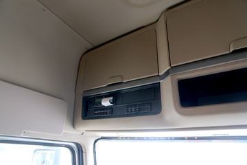 �ִ����ó� ����XCIENT�ؿ� 520���� 6X4�Զ���ǣ����(ZF AMT����һ��)ͼƬ