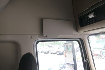 �ִ����ó� ����XCIENT�ؿ� 520���� 6X4�Զ���ǣ����(ZF AMT����һ��)ͼƬ